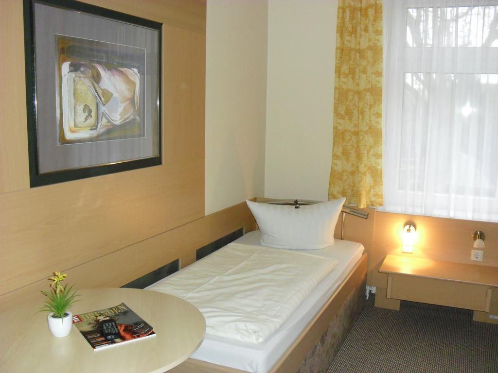 Pension Dresdener Panorama Quarto foto